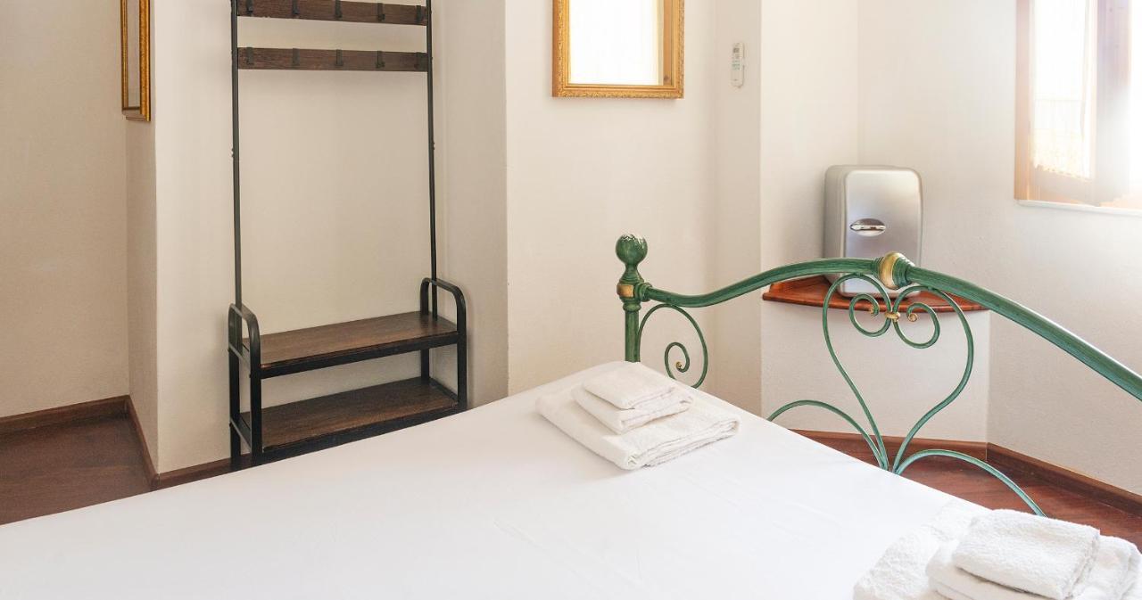 Welcomely - Bed And Dream Hotel Alghero Buitenkant foto